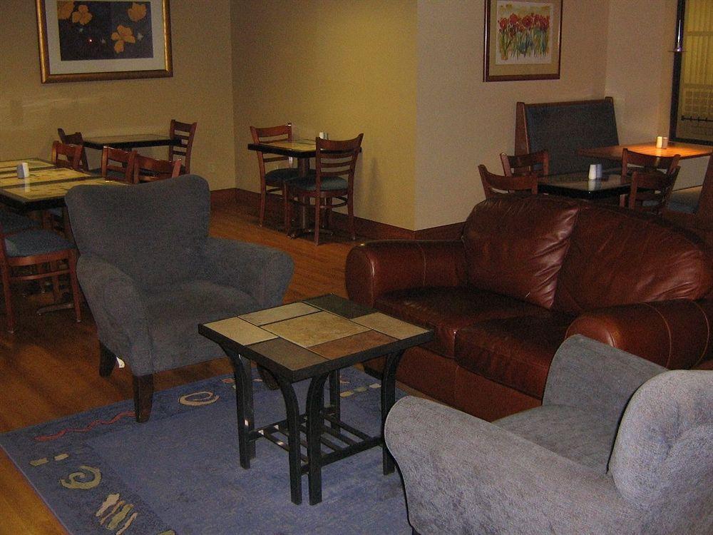 Days Inn By Wyndham מידלנד מראה חיצוני תמונה